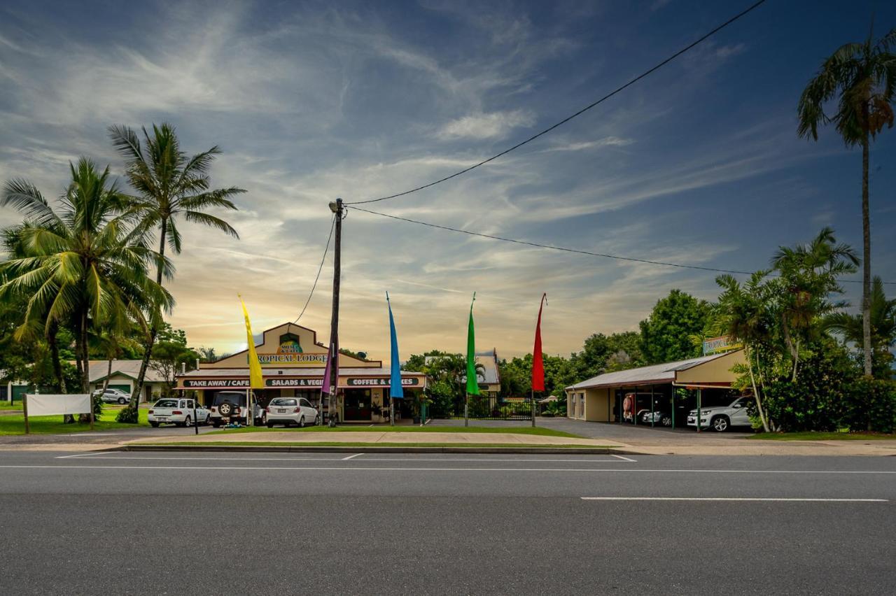 Tropical Lodge Innisfail Buitenkant foto