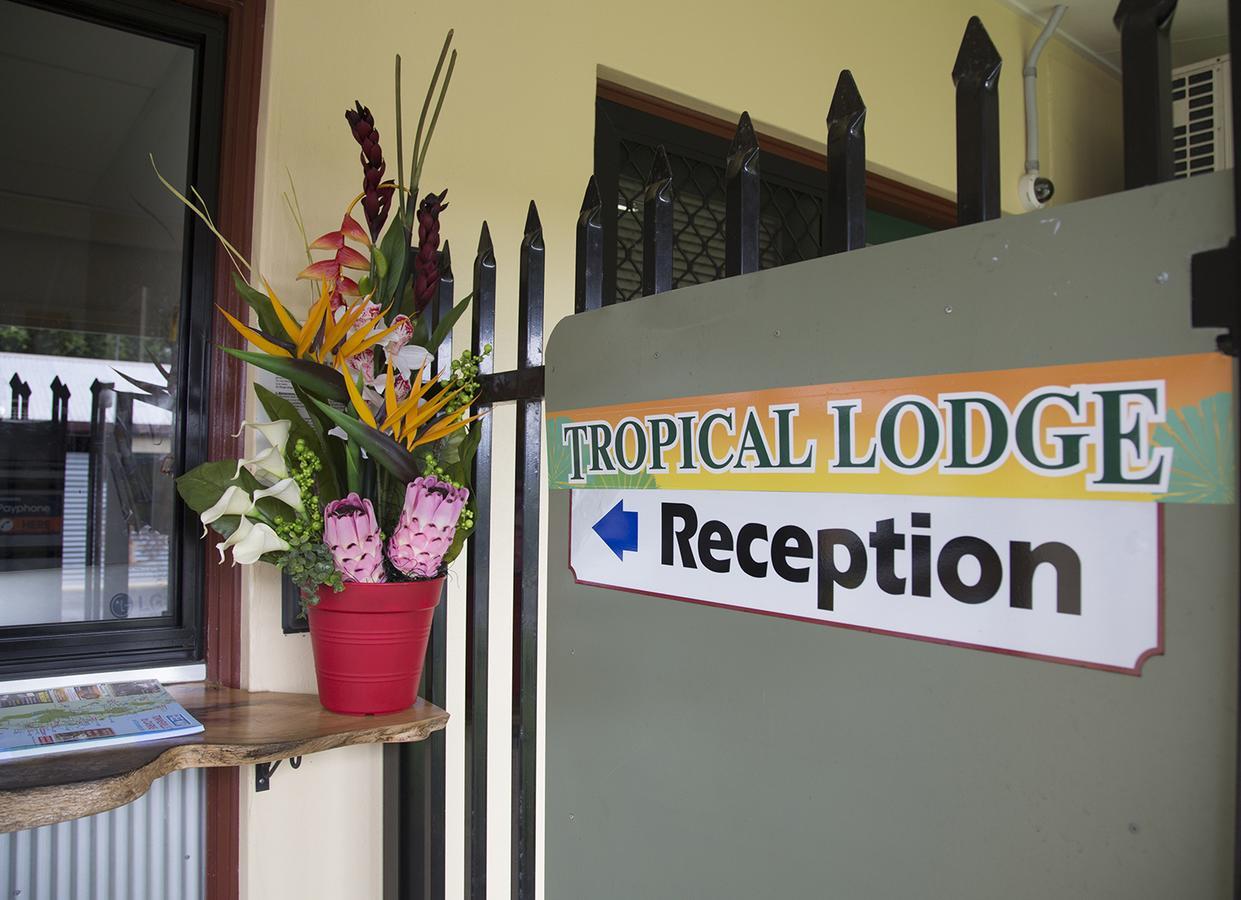 Tropical Lodge Innisfail Buitenkant foto